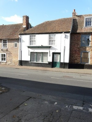 Foto 12x8 40, High Street Lydd Das Anwesen sieht nicht viel anders aus f c2018