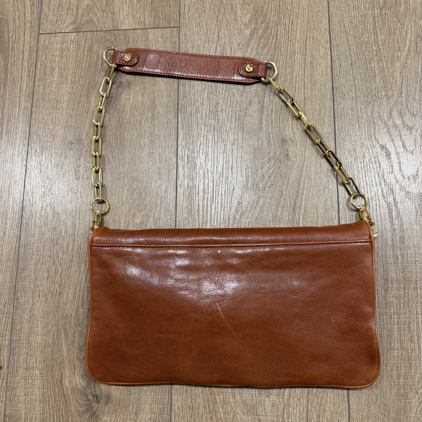 Tory Burch Reva In Cognac Leather Clutch With Gold Chain thumbnail 6