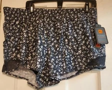 New RBX Performance Women Active Shorts Black Floral Size XL NWT Panty Lined $38