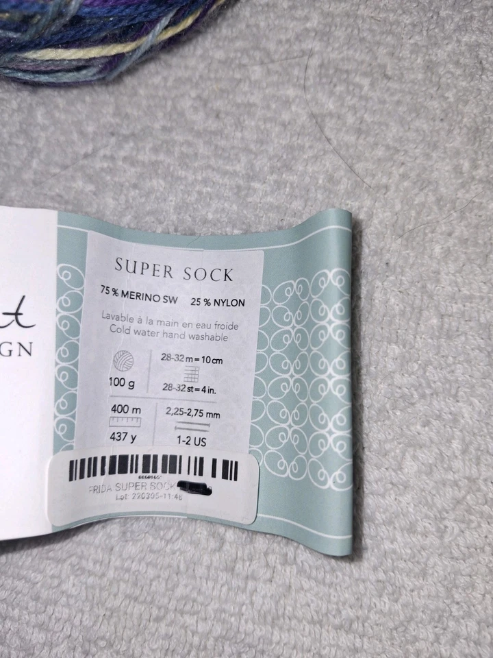 Hilo de calcetín de mezcla de nailon merino peso 437 yardas Foto 4 de 4