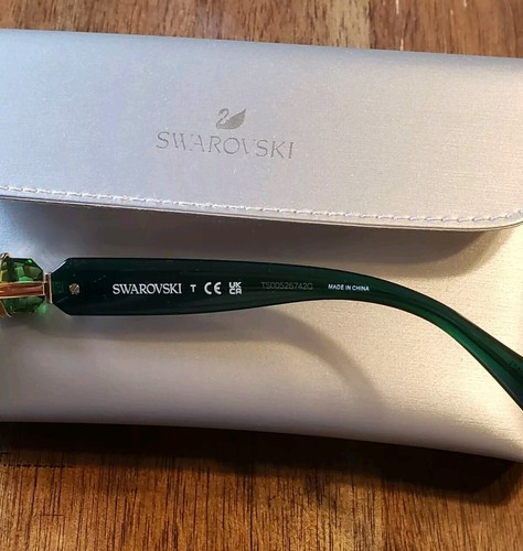 Swarovski SK6018 104587 Transparent Dark Green Women's 52 mm Sunglasses - 第 6/6 張圖片