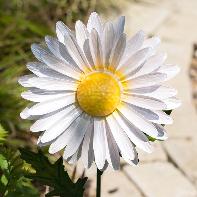 Large 83cm White Daisy Flower Garden Stake Ornament Outdoor Decoration