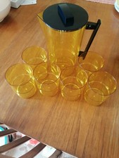 Vintage Preci-Ware yellow plastic pitcher/jug with six glasses