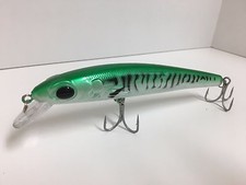 Samurai 6.5" 1.5oz AX6882 Long Casting lure with 2/0 treble hooks Striper Tuna