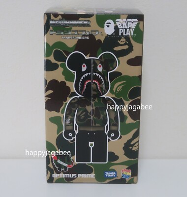 A BATHING APE BAPE x TRANSFORMERS x BE@RBRICK ABC CAMO SHARK