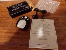 Avon 2002 FM Scan Radio New old Stock