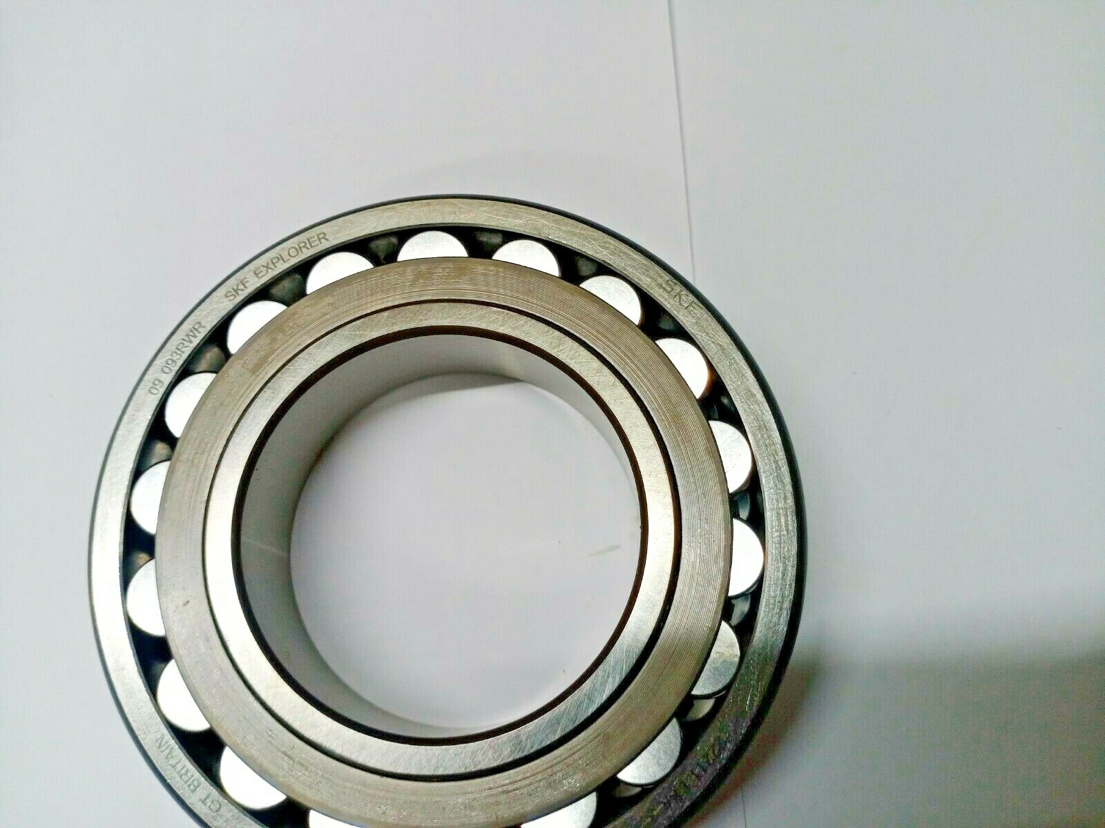 22211 EK C3 W33 + H 311 SLEEVE SKF NEW OPEN Spherical Roller Bearing