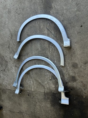 Honda Civic Type R FN2 2007 - 2011 2L Petrol arch trim set silver