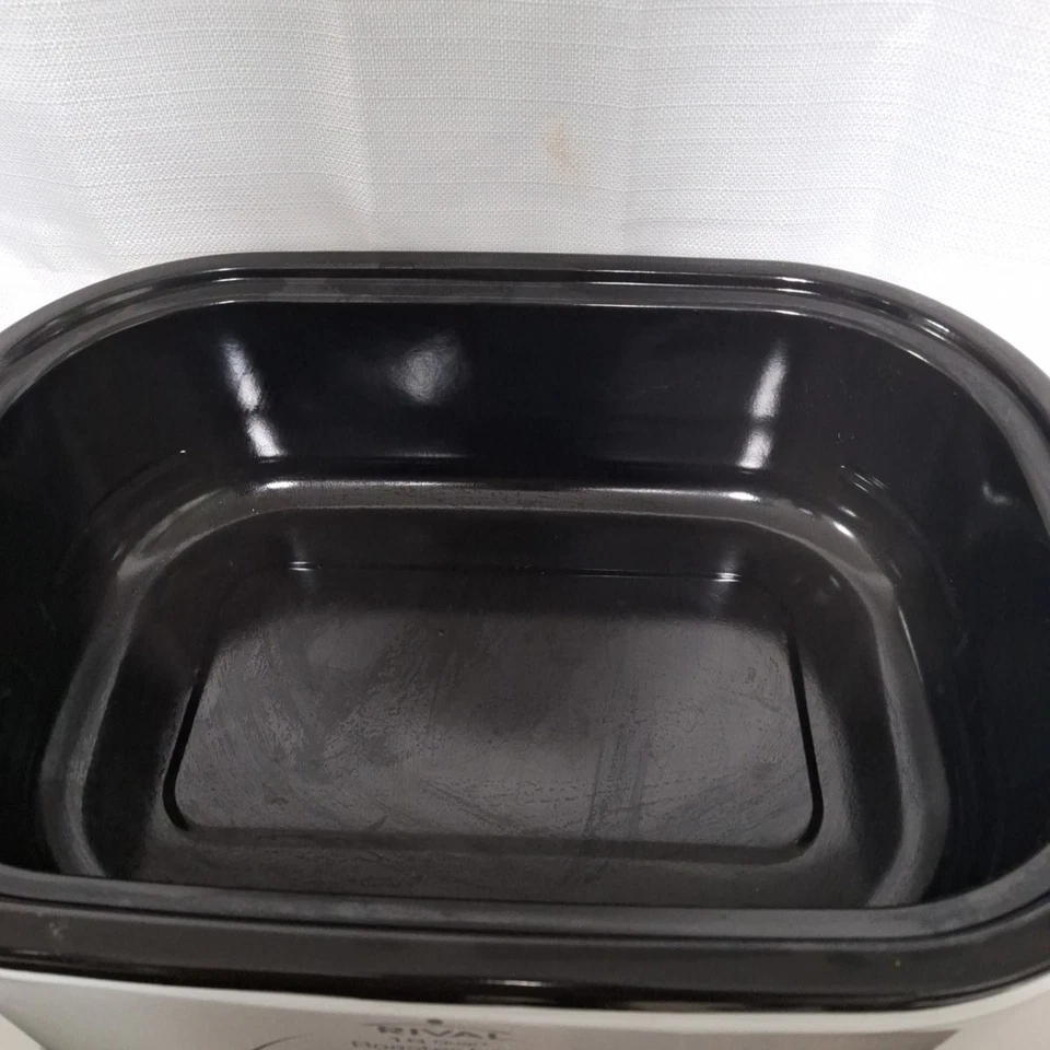 Rival 18 Quart Roaster Oven Cooks Up To 18 Pound Turkey & Section Banquet Server - Image 4 of 4