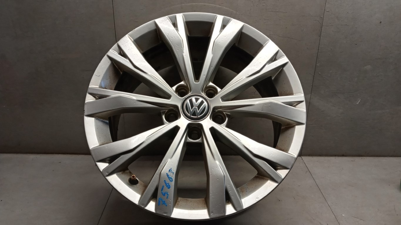 CERCHIO SINGOLO IN LEGA VOLKSWAGEN Tiguan 16 20 usato Raggio 17 7x17 ET40