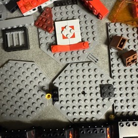 LEGO Nexo Knights: Jestro's Volcano Lair 70323 Incomplete Set Partial