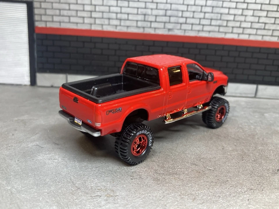 Camioneta Ford F-250 Super Duty 2004 elevada 4x4 diecast camioneta todo terreno personalizada 1/64 Foto 4 de 4