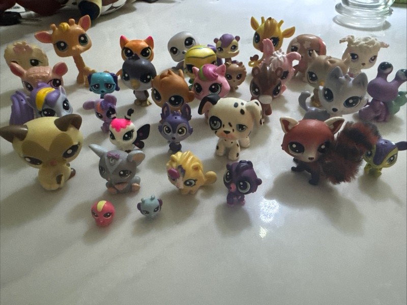 LPS Littlest Pet Shop Accessories Mixed Lot of 34 Pets