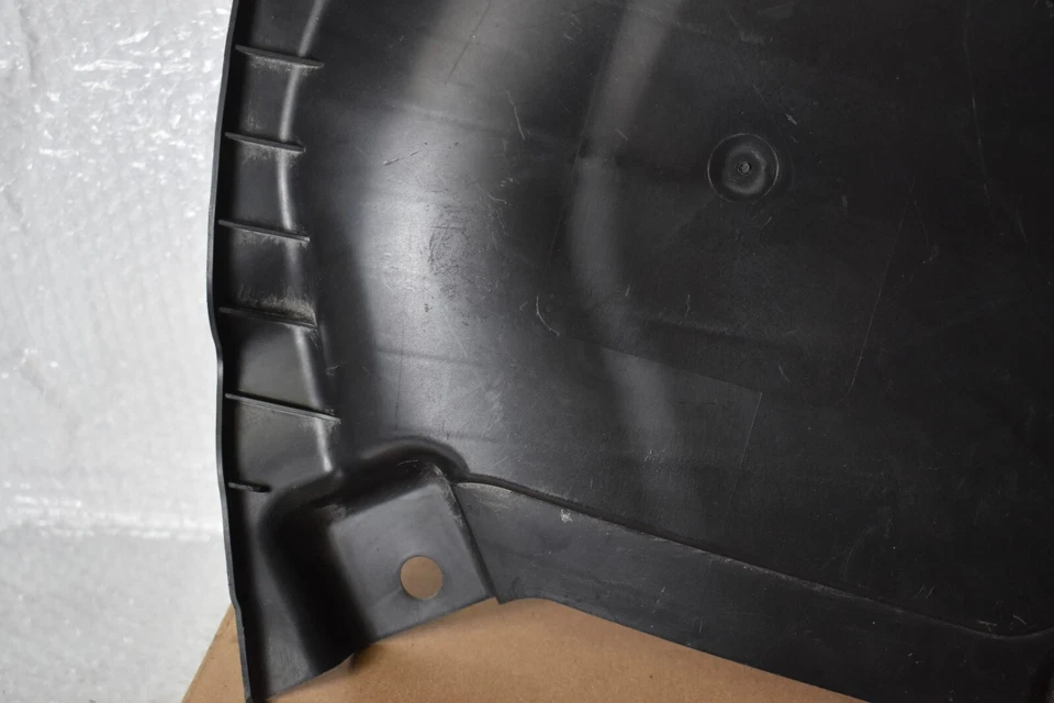 MERCEDES BENZ CLS450 4MATIC ESCUDO ESQUINA IZQUIERDA 2019-2023 OEM A213 520 1100 Foto 3 de 4