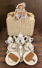 Cracker Barrel 14 Pc. Children  s Miniature Snowman Porcelain Doll Tea Set Basket
