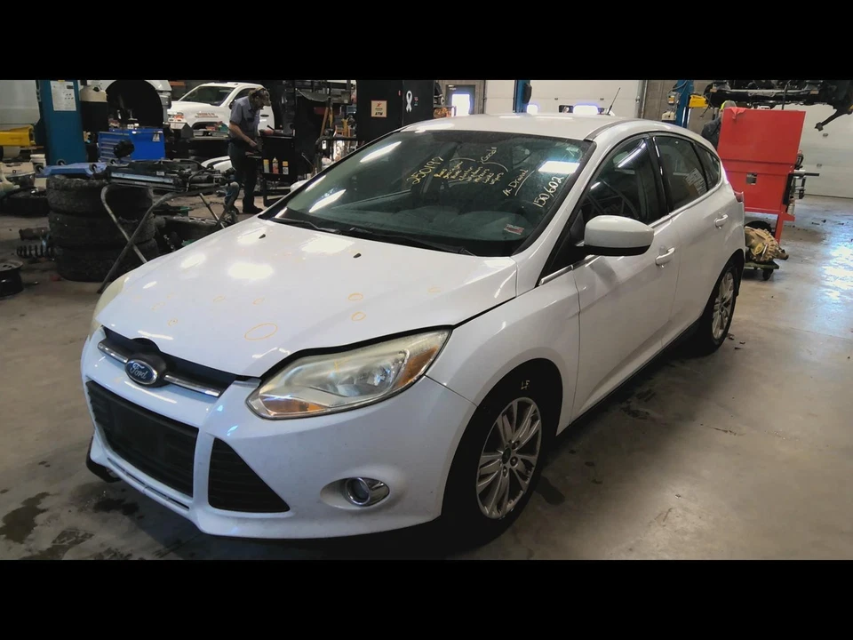 Medidor de flujo de aire de inyección de combustible usado se adapta a: Ford Focus 2012 gasolina 2,0 L VIN 2 8º Foto 4 de 4