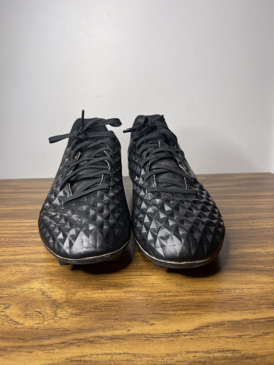 Nike Woman Tiempo Legend 8 Club AT6107-010 Black Soccer Cleats