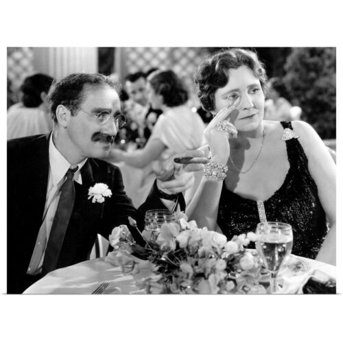 Groucho Marx, Margaret Dumont in einem Nachtposter Kunstdruck, Film Wohnkultur - Bild 1 von 6