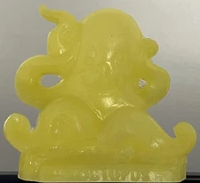 Mold-A-Rama Octopus Blow Molded Souvenir - Zoo Animal - YELLOW