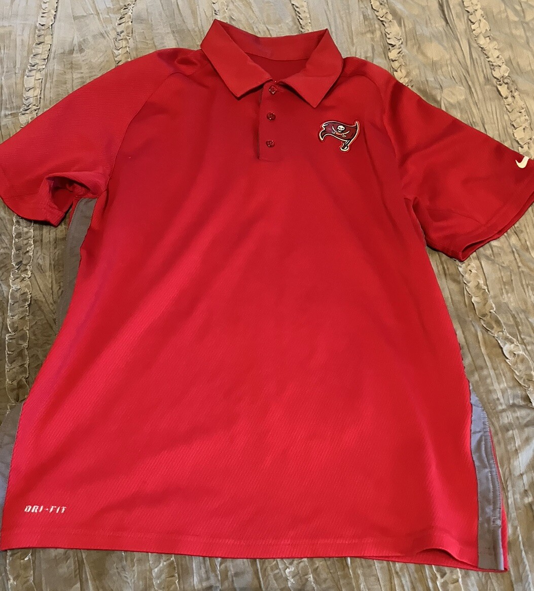 nike buccaneers polo