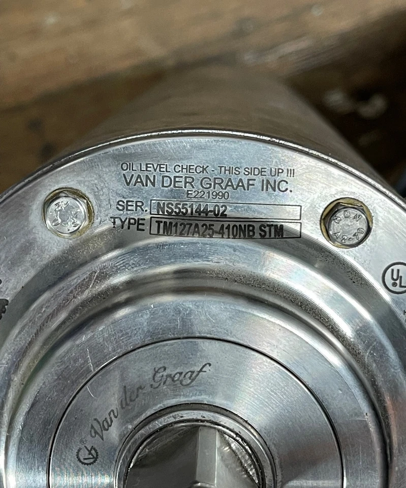 MOTOR TAMBOR SANITARIO VAN DER GRAAF SS 15.5"L X 5"D E22190 TM127A25-410NBSTM  Foto 4 de 4