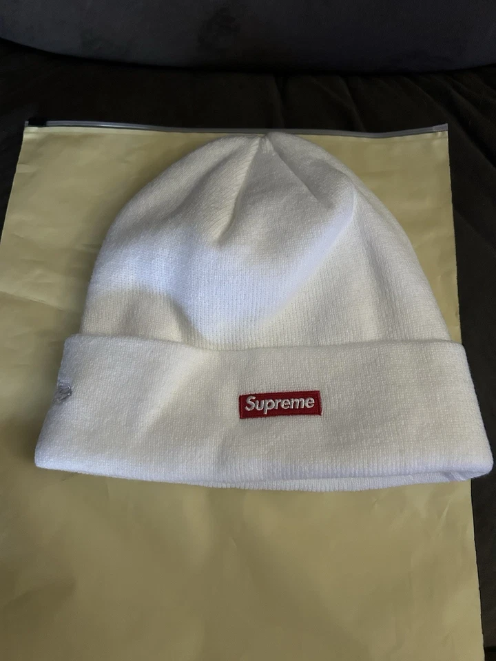 NUEVO Gorro Supreme BLANCO con Cristales Swarovski New Era Foto 2 de 4