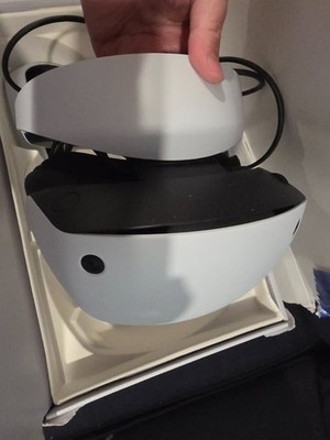 Sony PlayStation VR2 w/Box