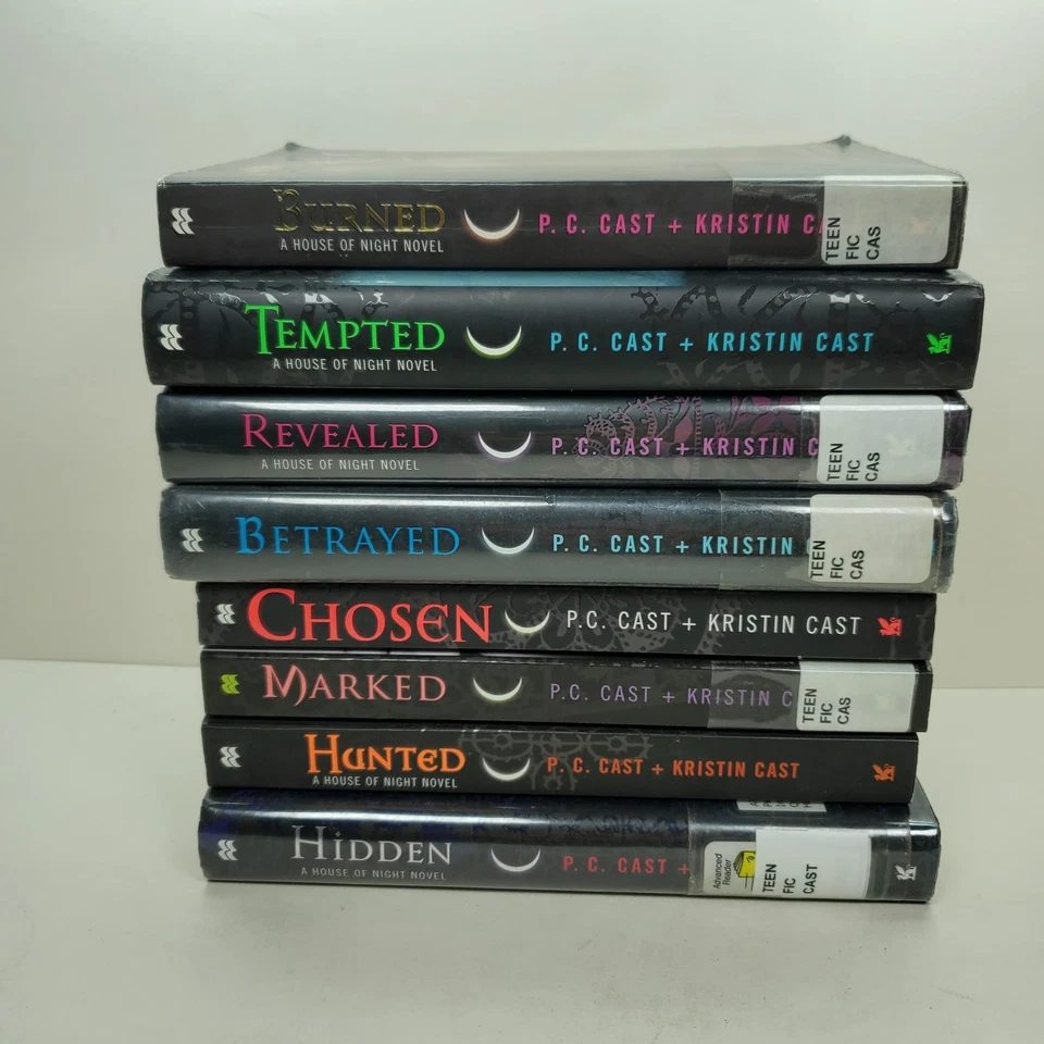 HOUSE OF NIGHT Series Lot of 8 Set of HARDCOVER & PB Books P.C. Cast - Image 2 of 4