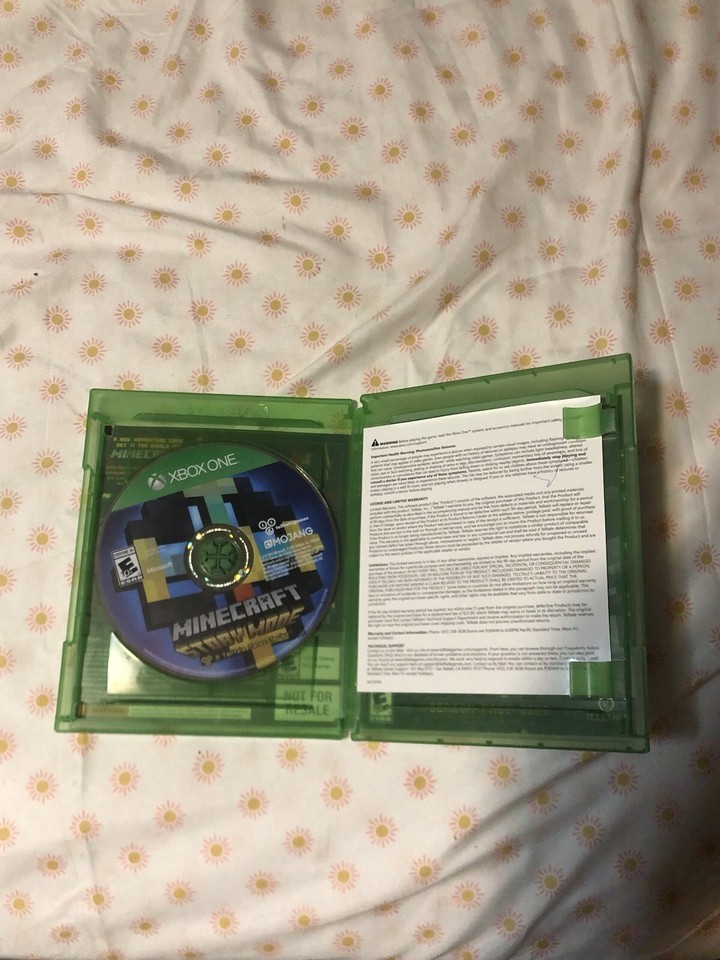 telltale-games-minecraft-story-mode-season-pass-disc-xbox-one