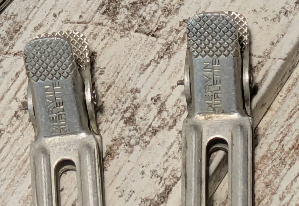 Juego de 33 rodillos de pelo vintage de metal de aluminio Mervin garra ondulada/clip rizos EE. UU. Foto 3 de 4