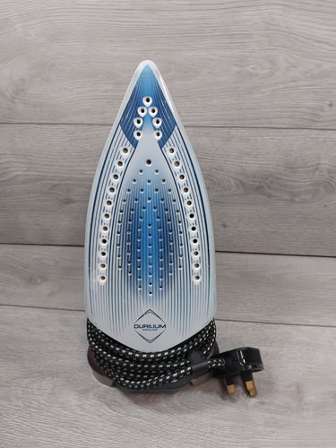 Tefal Steam Iron FV5872G0 Ultraglide Anti Scale Plus 2800w Grey & Purple - Picture 8 of 13