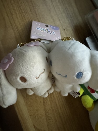 Lot Of 6 AUTHENTIC Sanrio Hello Kitty and Friends Keychains And Plushes - 第 2/5 張圖片