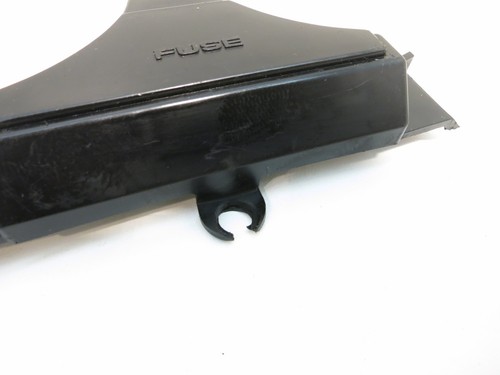 HONDA VF 500 C V30 MAGNA PC13 Abdeckung SIcherungskasten Sicherungen #59 - Afbeelding 2 van 3