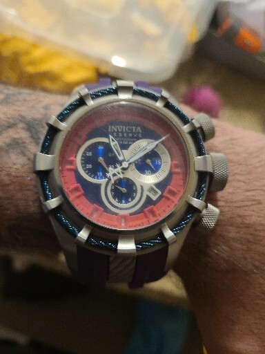 Invicta Reserve Very Very Very Limited Puppy