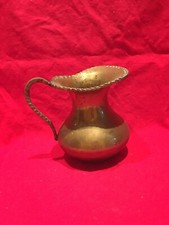 messing vase