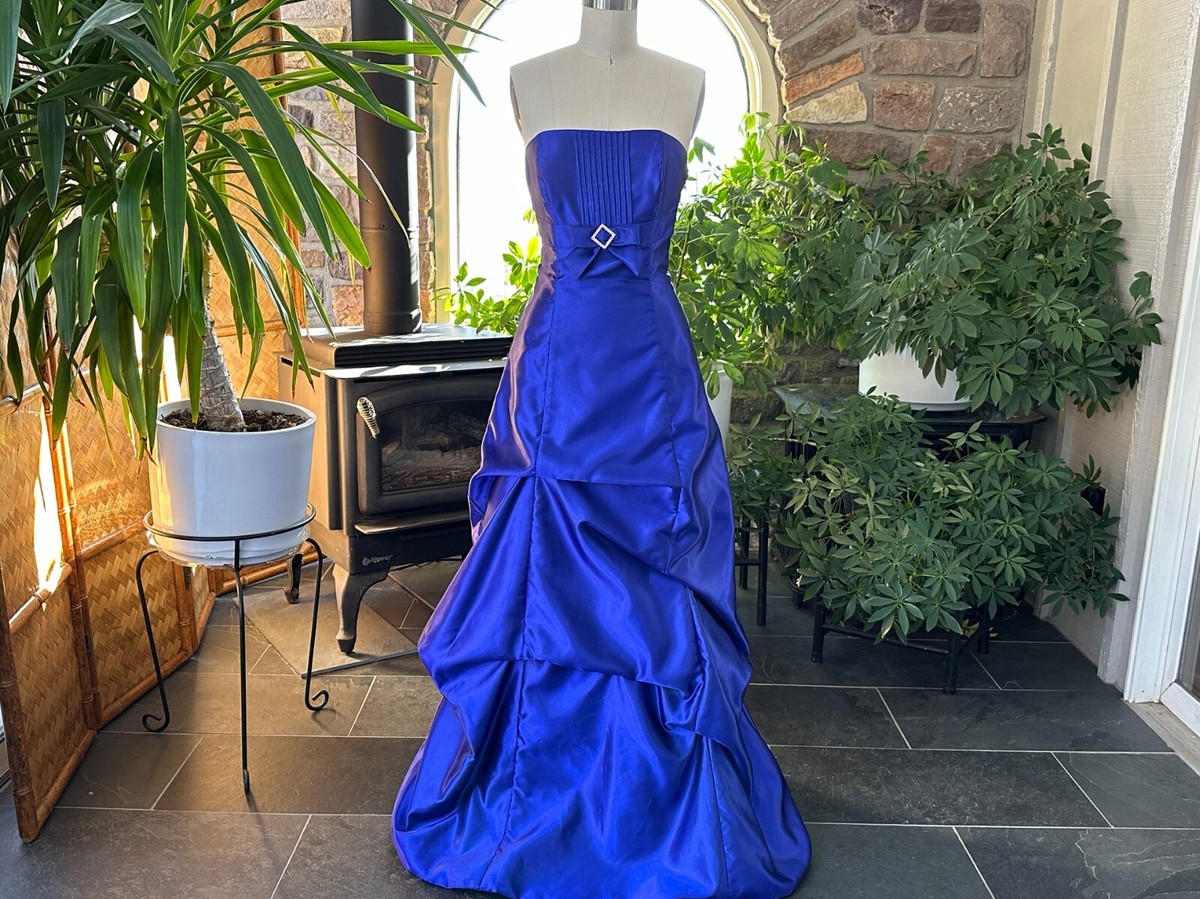 light blue asymmetrical dress Lylah Asymmetric Neckline Mesh Maxi Color:Cinnamon-Rose 4thjulyedit2025 Black boohoo Plus Velvet Perfect for race days
