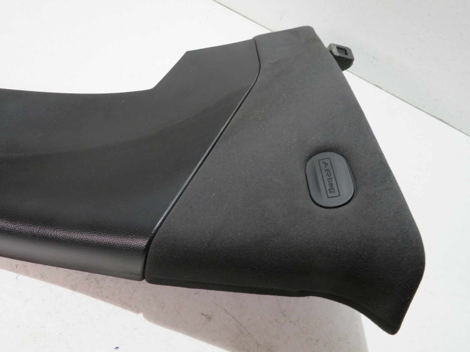 2014-2019 MASERATI GHIBLI SQ4 REAR LEFT QUARTER C PILLAR TRIM COVER PANEL OEM