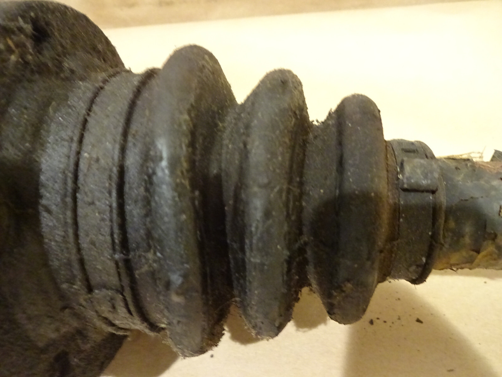 Maserati 4200 -RH or LH Axle Shaft  (USED) P/N 184540 - 218163