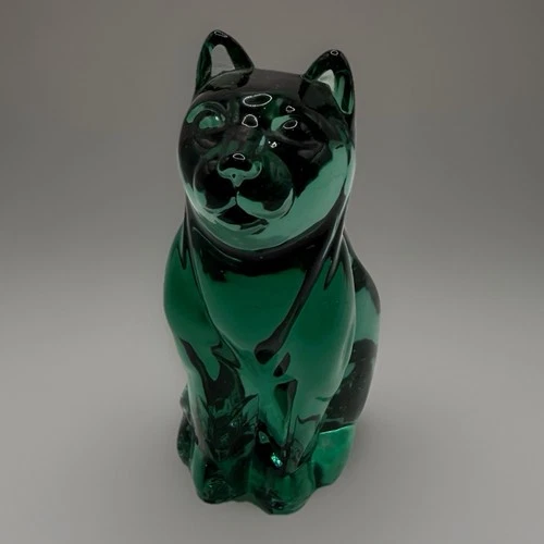Fenton Emerald Green Stylized Cat #5065 Sitting at Style Glass Cat Figurine