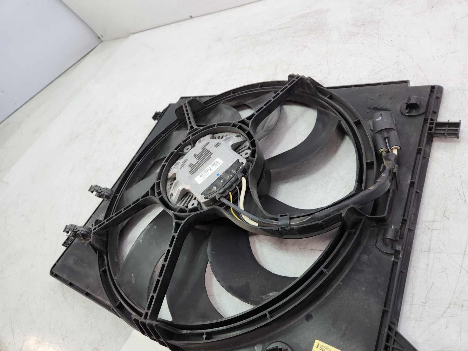 ✅ 2014-2017 OEM Maserati Ghibli M157 Engine Radiator Cooling Fan Motor Assembly