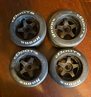 DBOOTS Hoons 2.9in RC Wheels & Tires Set of 4 Black Rims 53/107 2.9