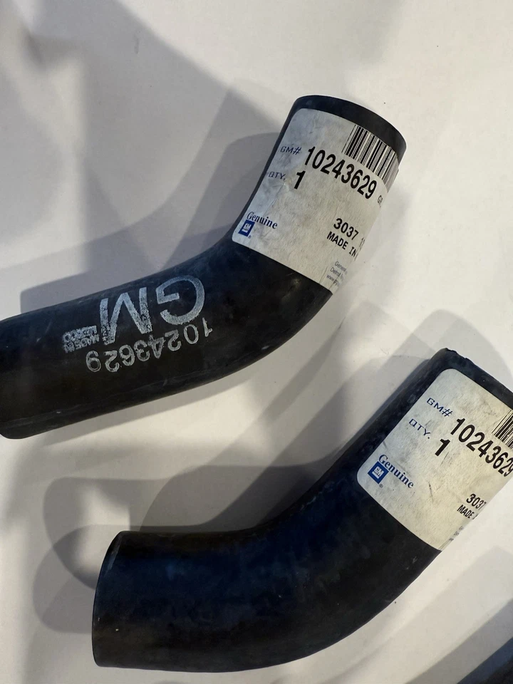 Mangueira de desvio termostato GM 10243629 genuína GM compatível com 6,5L diesel 1996-2002 - Imagem 4 de 4
