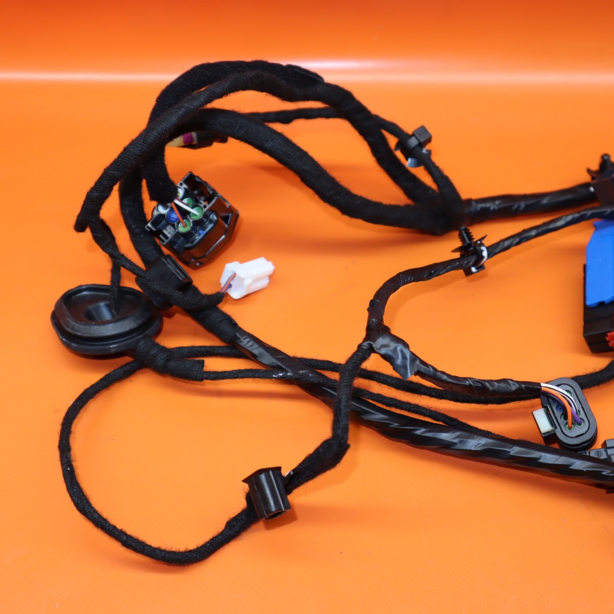 Maserati Levante 2018-2022 Front Right Door wiring harness P/N 670101364