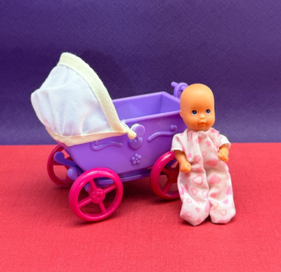 Simba   Steffi Love   Evi Love : Small Baby in Onsie with Pram - Barbie Doll