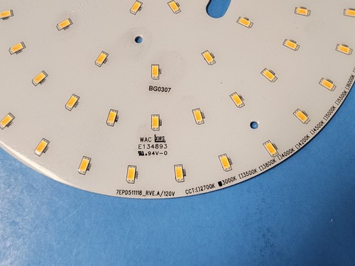 Super bright, Round LED LIGHT, 7EPD511118, WAC , 8 5/8", 3000K, 120VAC ,72 LEDs - Picture 5 of 7