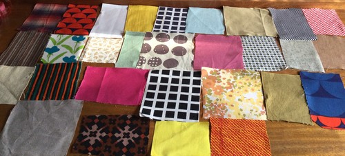 Bundle Of Vintage Patchwork Pieces Assorted Sizes Cotton Linen Summer To Autumn - Picture 4 of 4