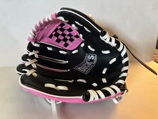 Dicks Sporting goods T-Ball glove youth right -fits right hand