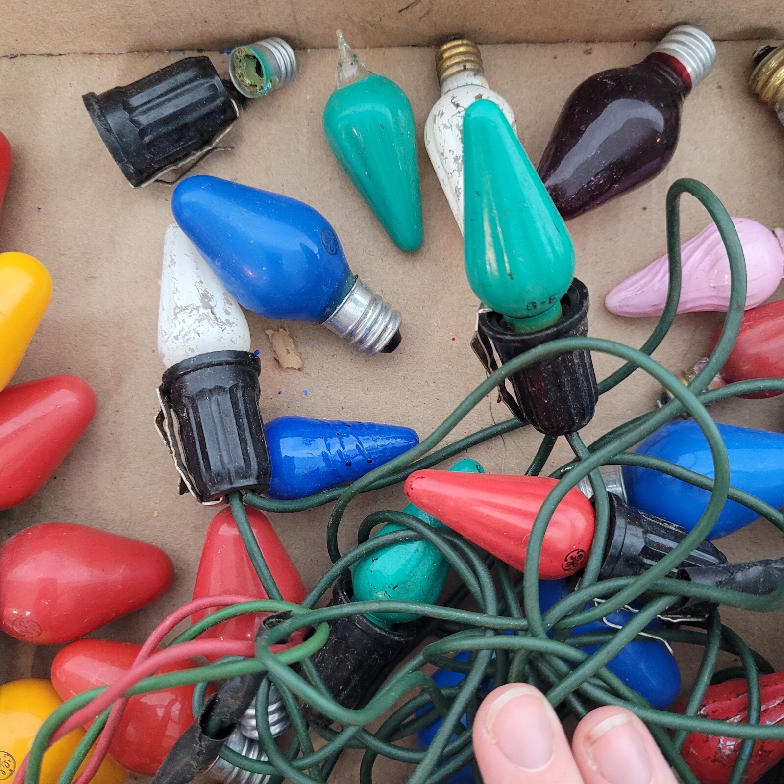 Vintage GE General Electric Christmas Light And Noma 2.53.5V