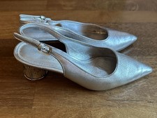 Kate Spade Soiree Silver Slingback Women's Size 5.5B Wine Cork  Metal Heels EUC