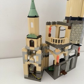 LEGO Harry Potter 4709 Hogwarts Castle Complete In Box With Manuals All Minifigs